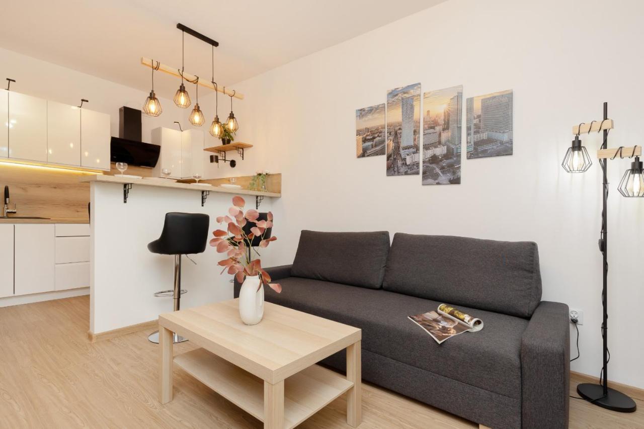 Roomy Apartment Oczapowskiego In Bielany By Noclegi Renters Warsaw Exterior photo