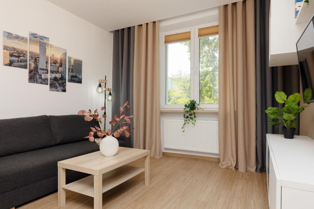 Roomy Apartment Oczapowskiego In Bielany By Noclegi Renters Warsaw Exterior photo